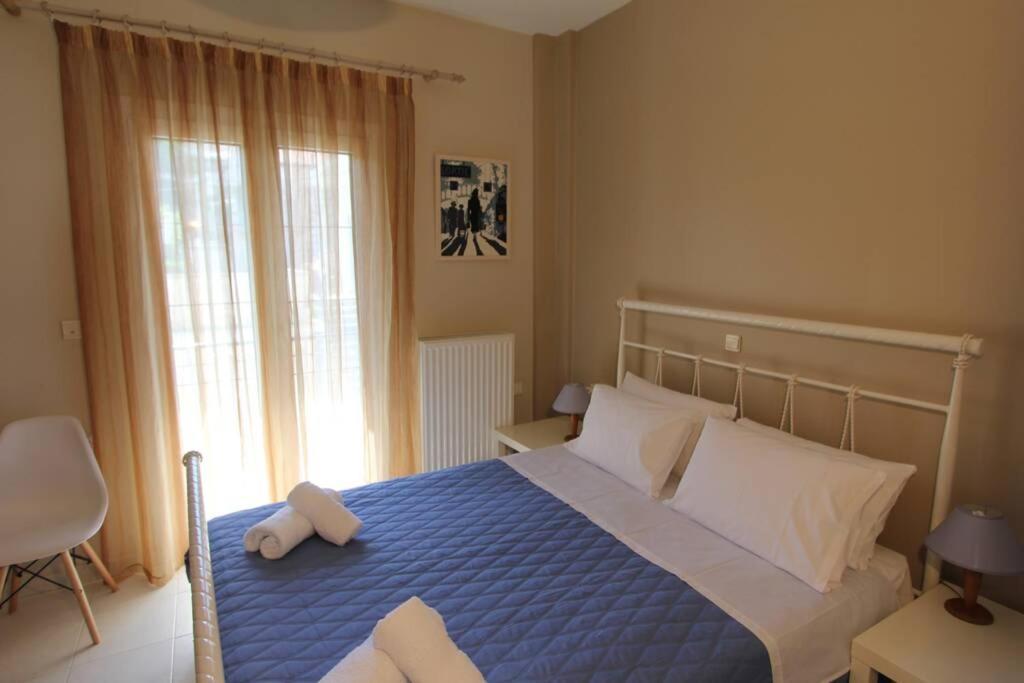 Cozy Apartment In The Heart Of The Town 阿尔戈斯托利翁 外观 照片